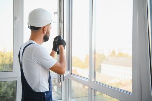 Конструкционные отличия пластиковых окон используемых для различных объектов