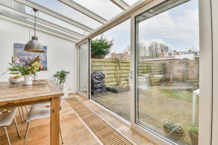 Раздвижные окна металлопластик